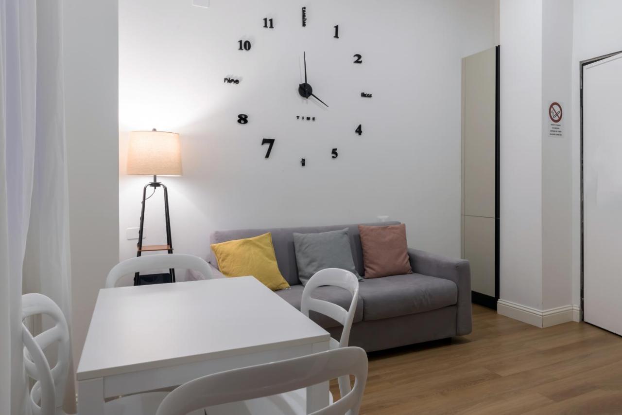 Nuovo Intimo Apt A 10Min Dal Duomo - Homeunity Милано Екстериор снимка